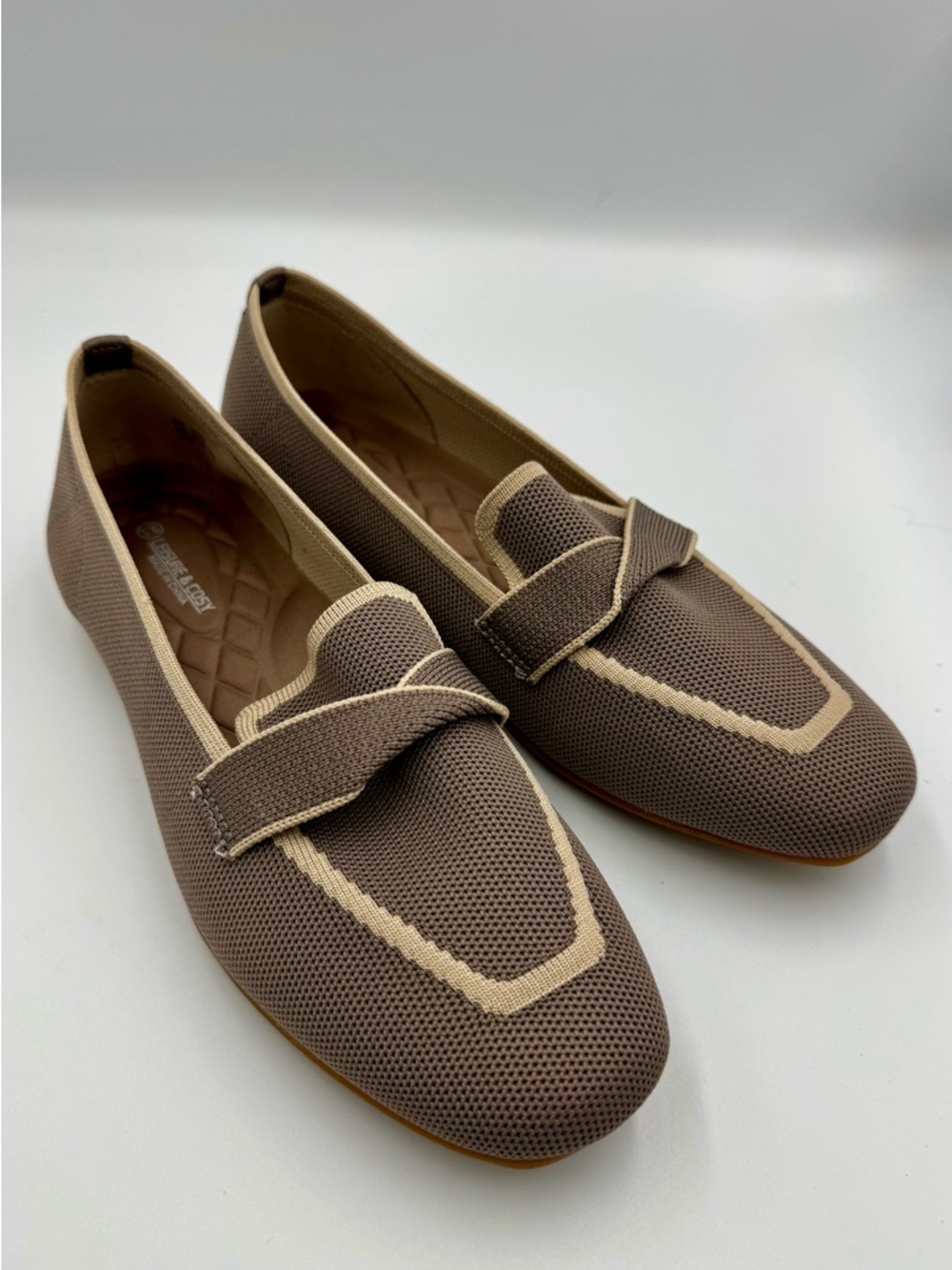 Leisure & Cosy Knit Pointed Toe Loafers New Brown Tan Size 9.5 EU 41